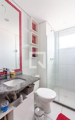 Apartamento à venda com 80m², 3 quartos e 2 vagas Apartamento à venda com 80m², 3 quartos e 2 vagasBanheiro da Suíte 2