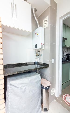 Apartamento à venda com 80m², 3 quartos e 2 vagas Apartamento à venda com 80m², 3 quartos e 2 vagasÁrea de Serviço