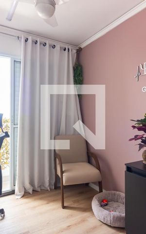 Apartamento à venda com 80m², 3 quartos e 2 vagas Apartamento à venda com 80m², 3 quartos e 2 vagasEscritório