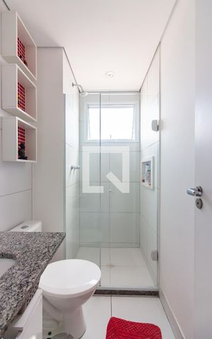 Apartamento à venda com 80m², 3 quartos e 2 vagas Apartamento à venda com 80m², 3 quartos e 2 vagasBanheiro da Suíte 2