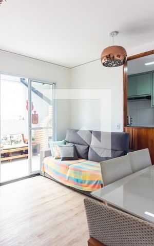 Apartamento à venda com 80m², 3 quartos e 2 vagas Apartamento à venda com 80m², 3 quartos e 2 vagasSala