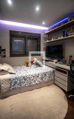 Apartamento para alugar com 163m², 3 quartos e 3 vagasSuíte 2