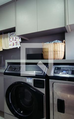 Apartamento para alugar com 163m², 3 quartos e 3 vagasÁrea de Serviço