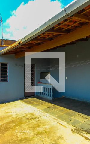 Casa para alugar com 120m², 3 quartos e sem vaga Casa para alugar com 120m², 3 quartos e sem vagaSacada