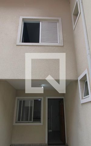 Casa de condomínio para alugar com 77m², 2 quartos e 1 vagaFachada
