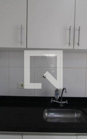 Casa de condomínio para alugar com 77m², 2 quartos e 1 vagaPia da cozinha