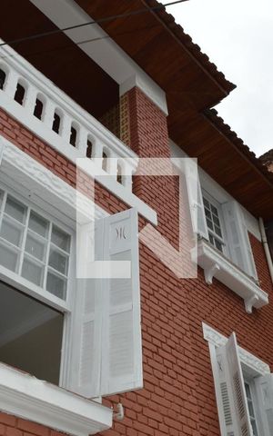 Casa à venda com 250m², 7 quartos e 3 vagasFachada