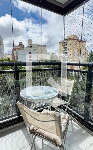 Apartamento à venda com 29m², 1 quarto e 1 vaga Apartamento à venda com 29m², 1 quarto e 1 vagaSala, vista panorâmica