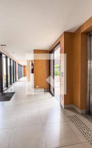 Apartamento à venda com 29m², 1 quarto e 1 vaga Apartamento à venda com 29m², 1 quarto e 1 vagaÁrea comum - térreo, hall do corredor levador, piso tátil