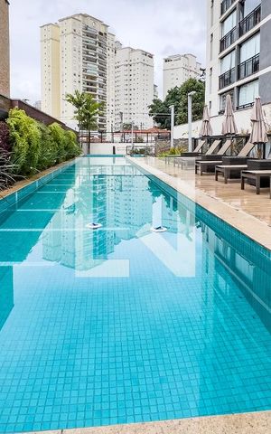 Apartamento à venda com 29m², 1 quarto e 1 vaga Apartamento à venda com 29m², 1 quarto e 1 vagaÁrea comum - Piscina