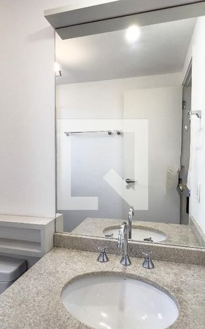 Apartamento à venda com 29m², 1 quarto e 1 vaga Apartamento à venda com 29m², 1 quarto e 1 vagaBanheiro, panorâmica