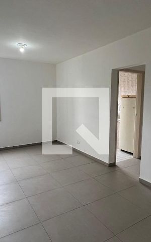Studio à venda com 28m², 1 quarto e sem vaga Studio à venda com 28m², 1 quarto e sem vagaKitnet