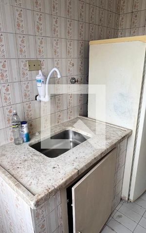 Studio à venda com 28m², 1 quarto e sem vaga Studio à venda com 28m², 1 quarto e sem vagaCozinha