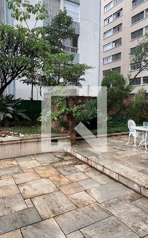 Studio à venda com 28m², 1 quarto e sem vaga Studio à venda com 28m², 1 quarto e sem vagaÁrea comum