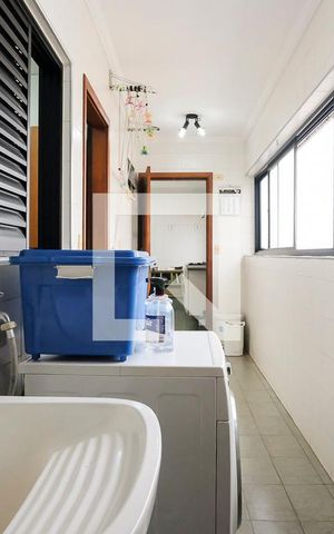 Apartamento à venda com 140m², 3 quartos e 2 vagasÁrea de Serviço