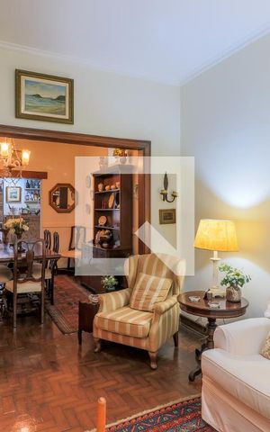 Casa à venda com 280m², 3 quartos e 3 vagas Casa à venda com 280m², 3 quartos e 3 vagasSala