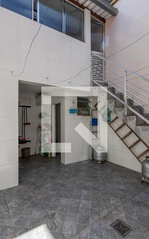 Casa à venda com 72m², 2 quartos e 1 vaga Casa à venda com 72m², 2 quartos e 1 vagaQuintal