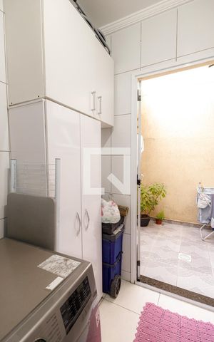 Apartamento para alugar com 80m², 3 quartos e 2 vagasÁrea de Serviço