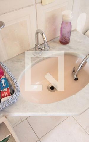 Apartamento à venda com 78m², 2 quartos e 2 vagasBanheiro