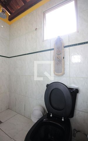 Apartamento à venda com 78m², 2 quartos e 2 vagasBanheiro de Serviço