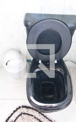 Apartamento à venda com 78m², 2 quartos e 2 vagasBanheiro de Serviço