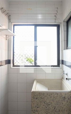 Apartamento à venda com 61m², 3 quartos e 1 vagaÁrea de Serviço