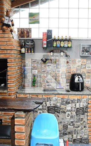 Casa de condomínio à venda com 112m², 2 quartos e 1 vagaQuintal