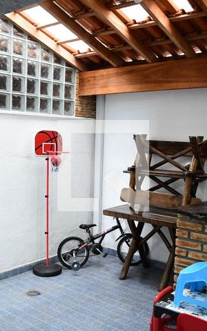 Casa de condomínio à venda com 112m², 2 quartos e 1 vagaQuintal