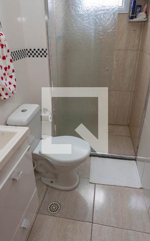 Apartamento à venda com 54m², 2 quartos e 1 vaga Apartamento à venda com 54m², 2 quartos e 1 vagaBanheiro