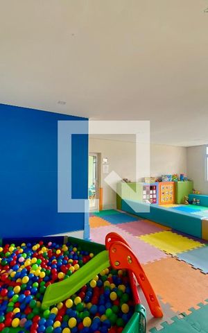 Apartamento à venda com 98m², 3 quartos e 2 vagas Apartamento à venda com 98m², 3 quartos e 2 vagasBrinquedoteca