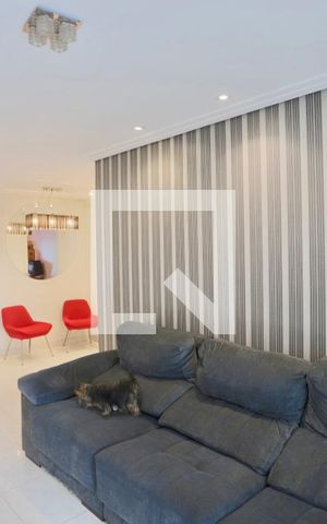 Apartamento à venda com 98m², 3 quartos e 2 vagas Apartamento à venda com 98m², 3 quartos e 2 vagasSala