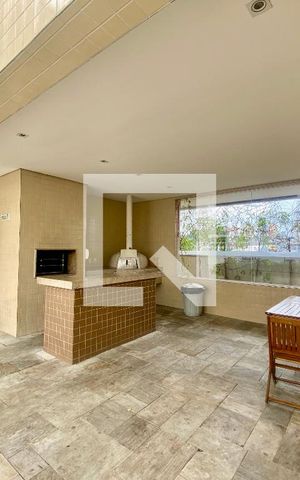 Apartamento à venda com 98m², 3 quartos e 2 vagas Apartamento à venda com 98m², 3 quartos e 2 vagasChurrasqueira