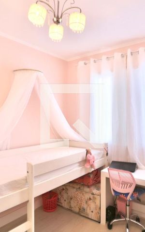 Apartamento à venda com 98m², 3 quartos e 2 vagas Apartamento à venda com 98m², 3 quartos e 2 vagasQuarto 2