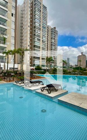 Apartamento à venda com 98m², 3 quartos e 2 vagas Apartamento à venda com 98m², 3 quartos e 2 vagasPiscina