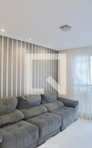 Apartamento à venda com 98m², 3 quartos e 2 vagas Apartamento à venda com 98m², 3 quartos e 2 vagasSala