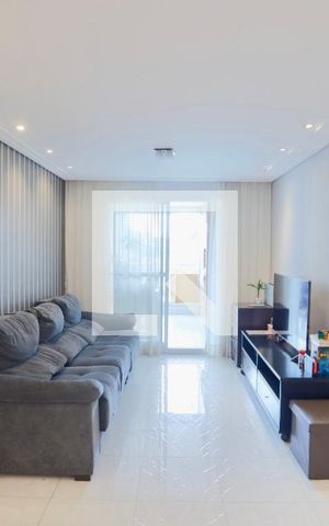 Apartamento à venda com 98m², 3 quartos e 2 vagas Apartamento à venda com 98m², 3 quartos e 2 vagasSala