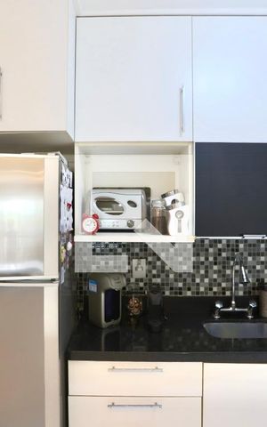 Apartamento à venda com 98m², 3 quartos e 2 vagas Apartamento à venda com 98m², 3 quartos e 2 vagasCozinha