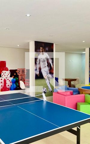 Apartamento à venda com 98m², 3 quartos e 2 vagas Apartamento à venda com 98m², 3 quartos e 2 vagasÁrea comum - Salão de jogos