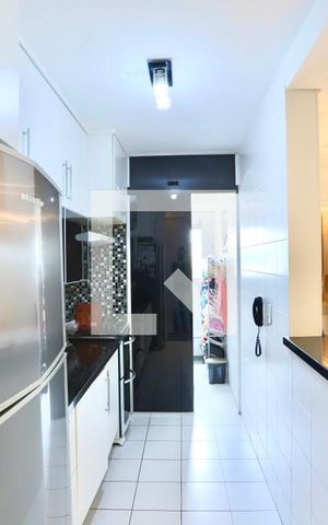 Apartamento à venda com 98m², 3 quartos e 2 vagas Apartamento à venda com 98m², 3 quartos e 2 vagasCozinha