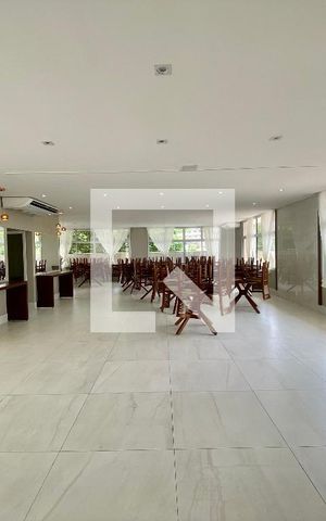 Apartamento à venda com 98m², 3 quartos e 2 vagas Apartamento à venda com 98m², 3 quartos e 2 vagasÁrea comum - Salão de festas