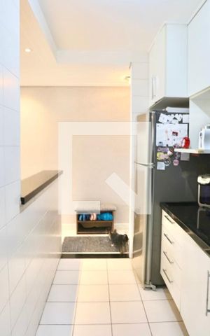 Apartamento à venda com 98m², 3 quartos e 2 vagas Apartamento à venda com 98m², 3 quartos e 2 vagasCozinha