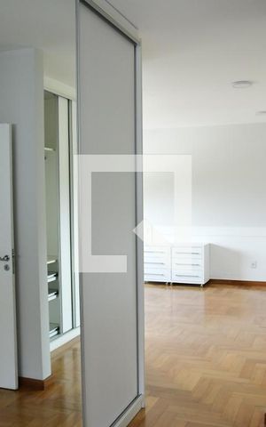 Casa de condomínio para alugar com 582m², 4 quartos e 4 vagasSuíte 4 