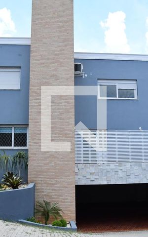 Casa de condomínio para alugar com 582m², 4 quartos e 4 vagasFachada