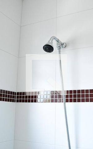 Casa de condomínio para alugar com 582m², 4 quartos e 4 vagasBanheiro da Suíte 3 