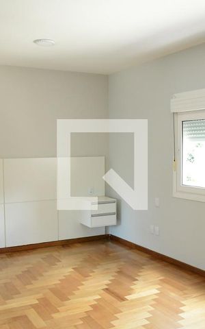 Casa de condomínio para alugar com 582m², 4 quartos e 4 vagasSuíte 2 