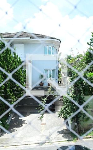 Casa de condomínio para alugar com 582m², 4 quartos e 4 vagasSuíte 1 