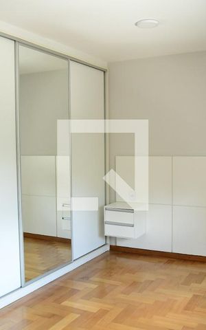 Casa de condomínio para alugar com 582m², 4 quartos e 4 vagasSuíte 2 
