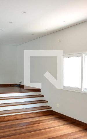 Casa de condomínio para alugar com 582m², 4 quartos e 4 vagasSala