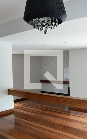 Casa de condomínio para alugar com 582m², 4 quartos e 4 vagasSala