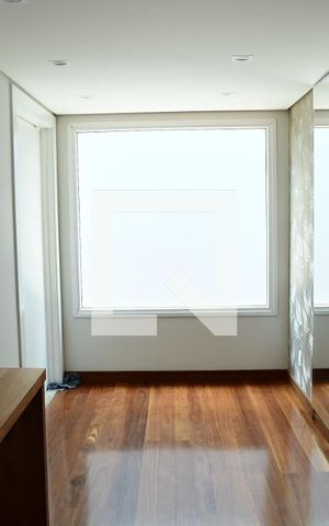 Casa de condomínio para alugar com 582m², 4 quartos e 4 vagasSala